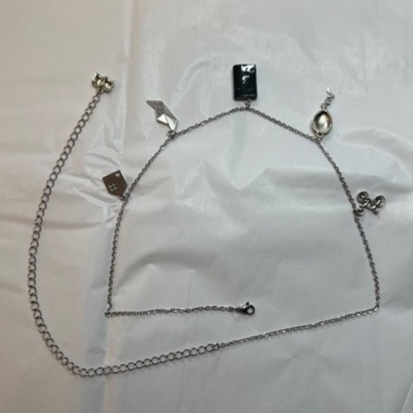 It by Stephen King Handmade Literature Necklace, Horror, Book Cover, Balloon - Picture 13 of 16